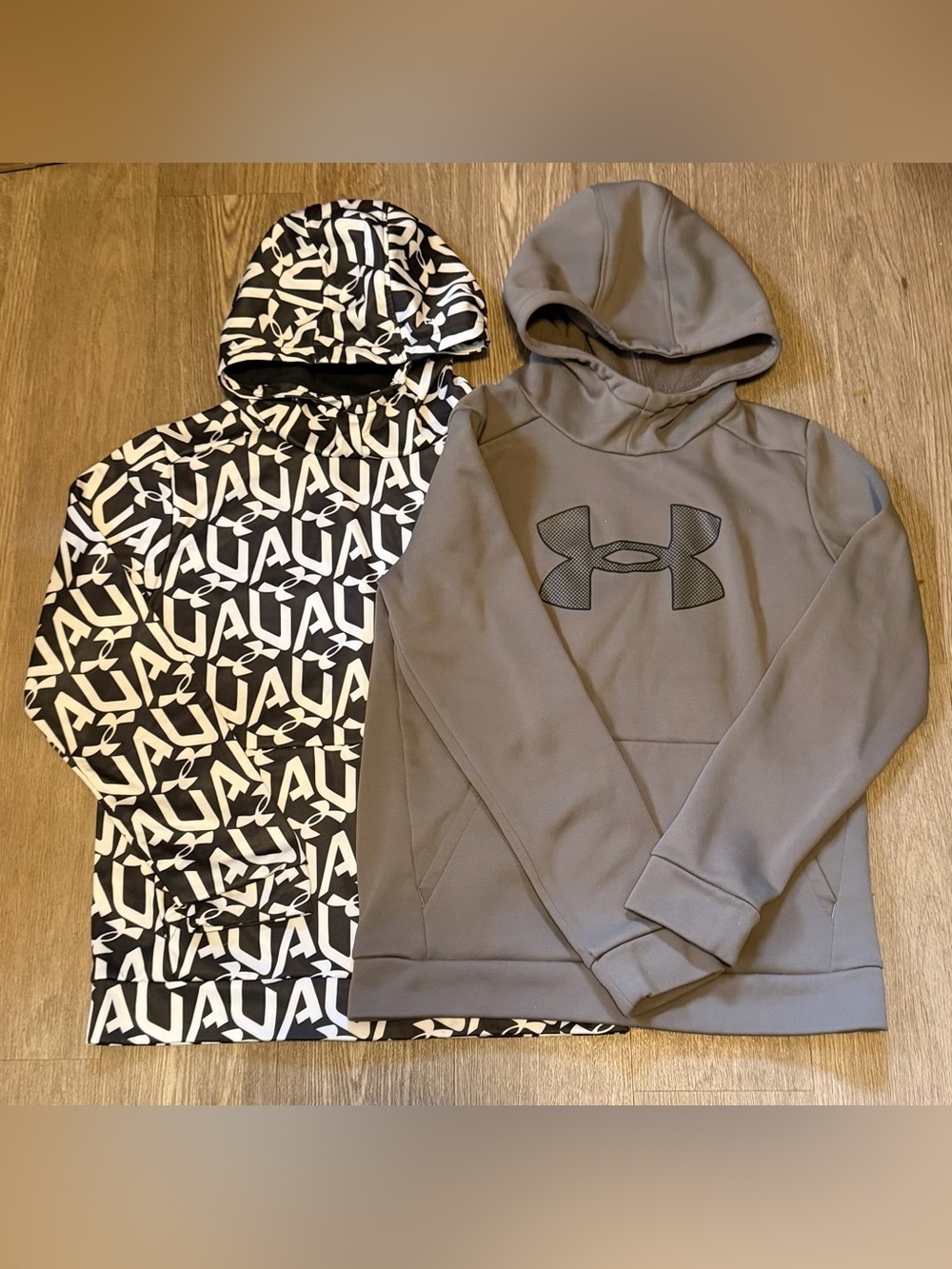 2 Pre-Owned Under Armour Youth Hooded Sweatshirts, Youth Large, Black, Gray